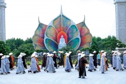 Vesak 2025 tiếp nối tinh thần vì hoà bình