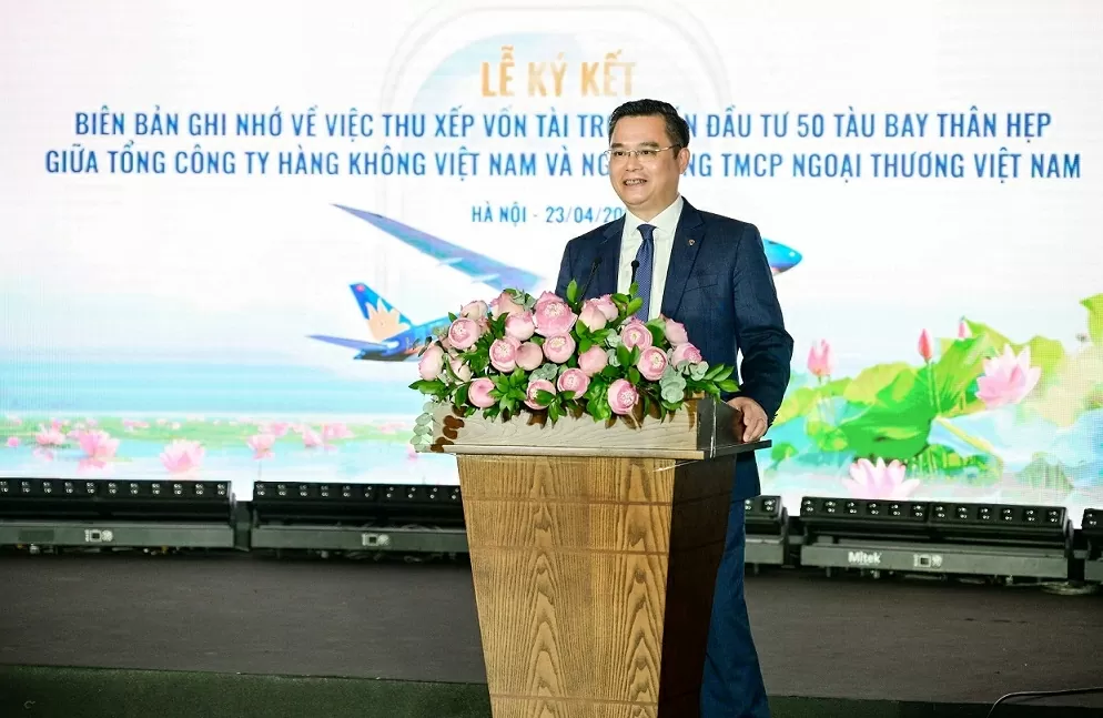 Vietcombank thu xếp vốn cho dự án đầu tư 50 máy bay thân hẹp trong chiến lược hiện đại hóa đội bay của Vietnam Airlines Vietcombank thu xếp vốn cho dự án đầu tư 50 máy bay thân hẹp trong chiến lược hiện đại hóa đội bay của Vietnam Airlines