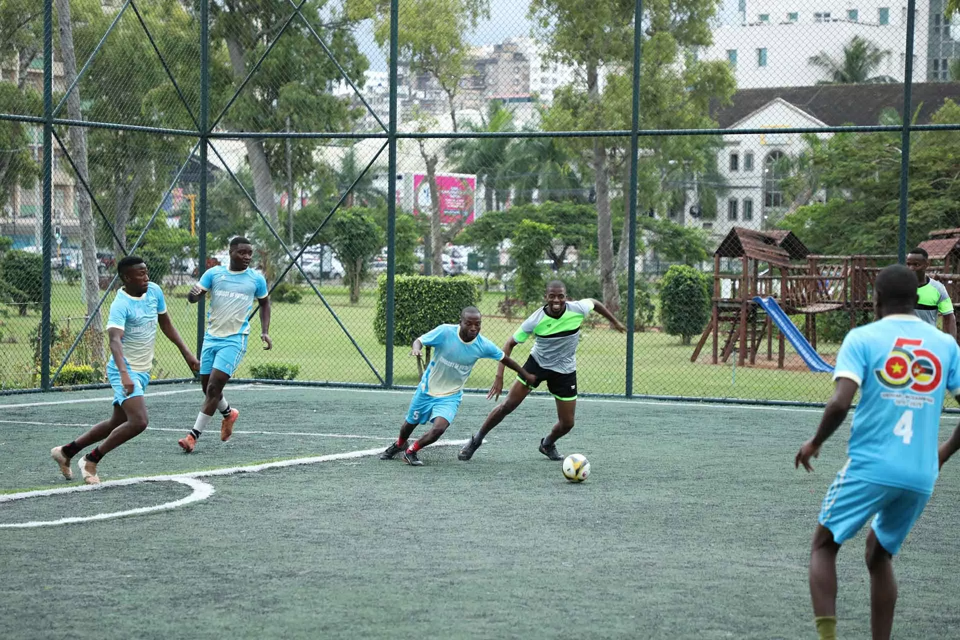 Mozambique luôn là người bạn thân thiết và là đối tác ưu tiên của Việt Nam tại châu Phi Mozambique luôn là người bạn thân thiết và là đối tác ưu tiên của Việt Nam tại châu Phi