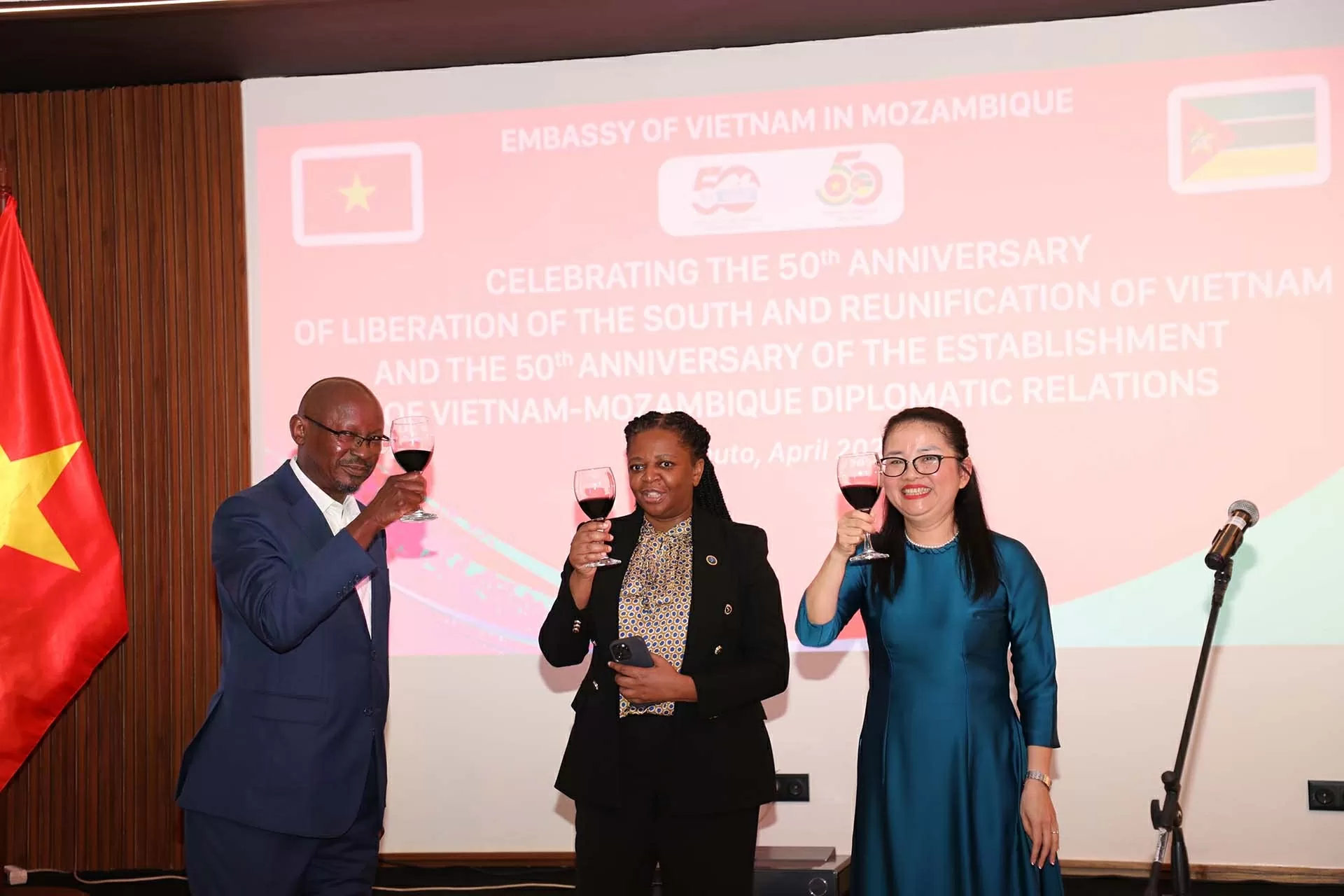 Đại sứ Trần Thị Thu Thìn: Lan tỏa sức mạnh mềm vô giá của Việt Nam tại Mozambique Đại sứ Trần Thị Thu Thìn: Lan tỏa sức mạnh mềm vô giá của Việt Nam tại Mozambique