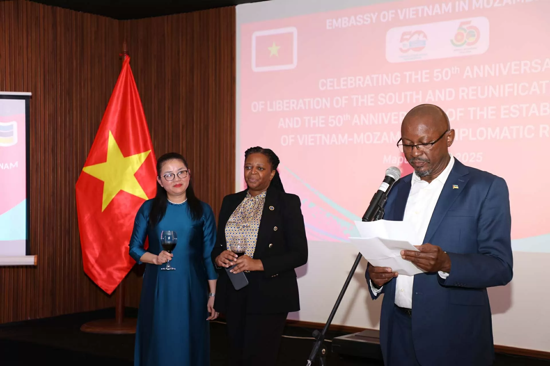 Mozambique luôn là người bạn thân thiết và là đối tác ưu tiên của Việt Nam tại châu Phi Mozambique luôn là người bạn thân thiết và là đối tác ưu tiên của Việt Nam tại châu Phi