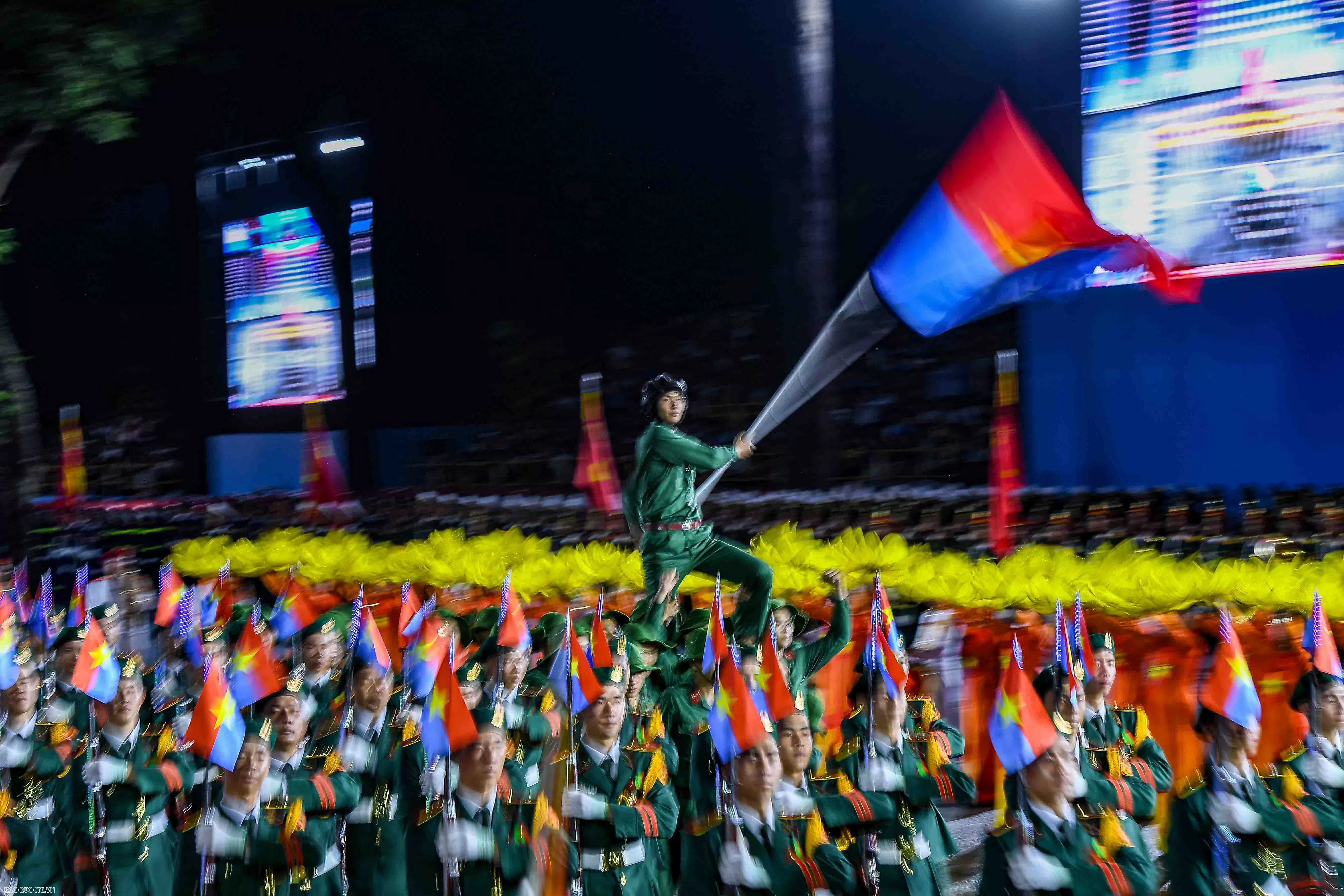 Hình ảnh sơ duyệt kỷ niệm, diễu binh, diễu hành 50 năm Ngày Giải phóng miền Nam thống nhất đất nước