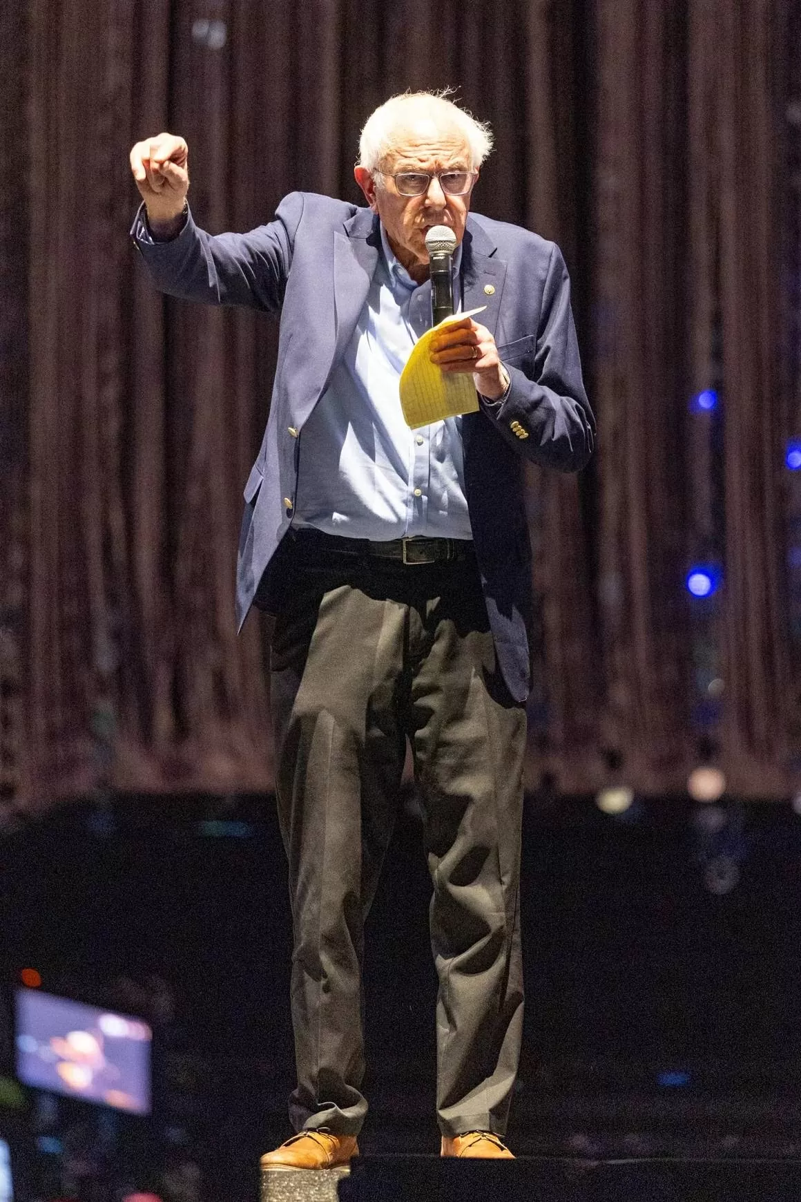 Nhìn lại những bộ cánh ấn tượng của dàn sao tại Coachella 2025 Nhìn lại những bộ cánh ấn tượng 'có một không hai' của dàn sao tại Coachella 2025