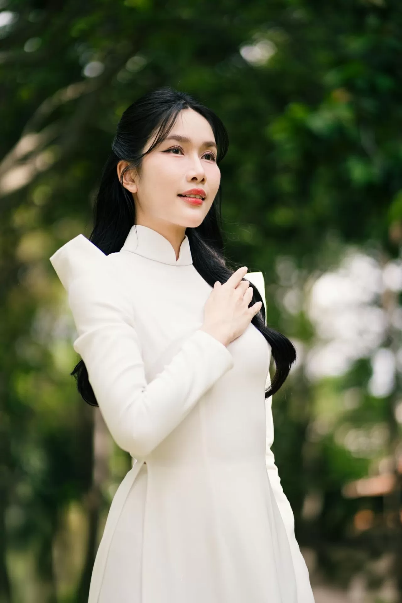 Á hậu Phương Anh