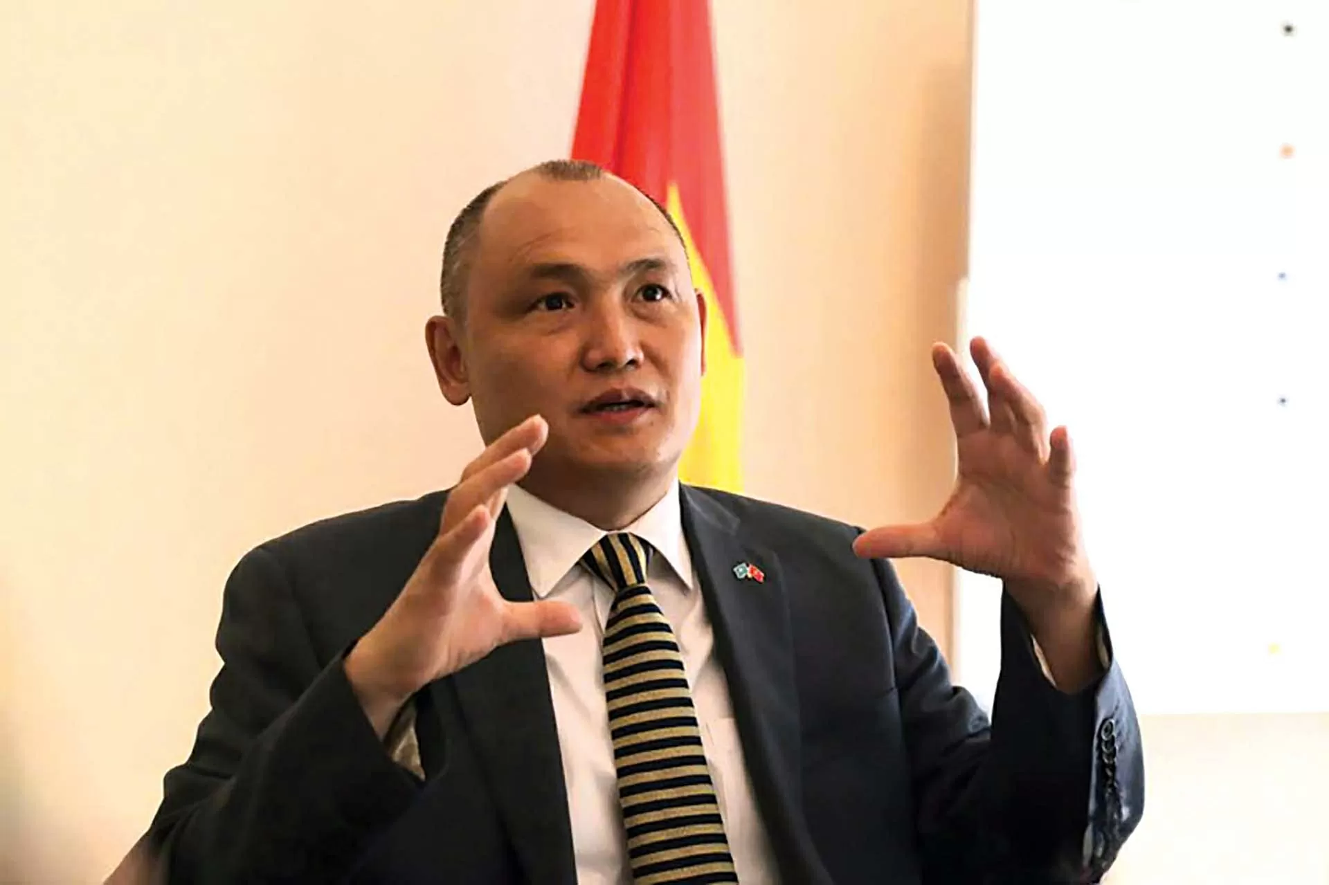 Đại sứ Kazakhstan tại Việt Nam Kanat Tumysh. (Ảnh: P.H)