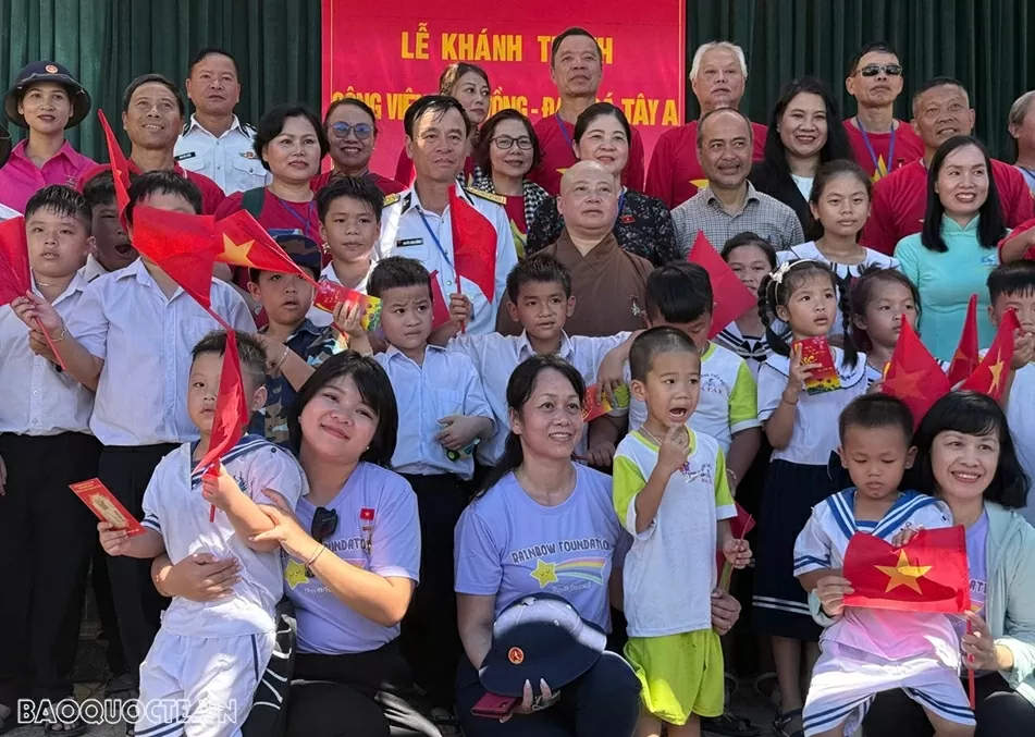 Đoàn công tác số 13 - 'chuyến tàu Đại đoàn kết dân tộc'