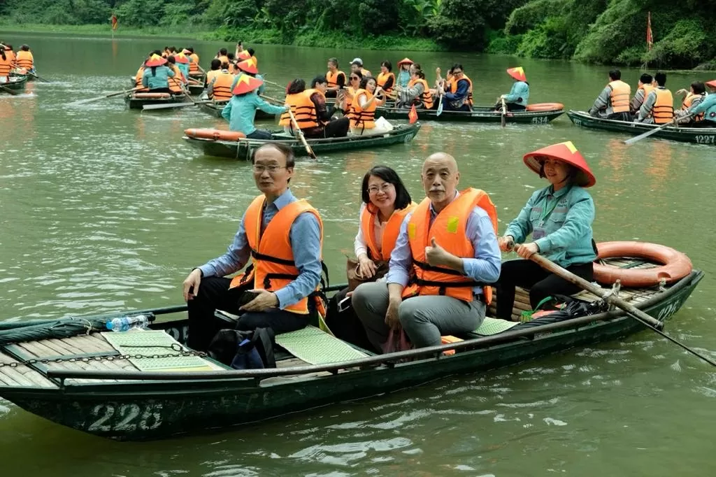 Lần đầu tiên Liên hoan Yosakoi được tổ chức ở Ninh Bình Lần đầu tiên Liên hoan Yosakoi được tổ chức ở Ninh Bình