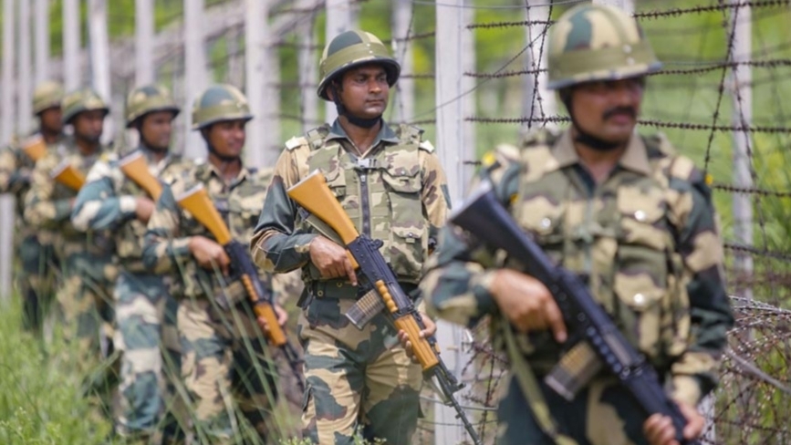 Ấn Độ 'nắn gân' Pakistan qua đường dây nóng