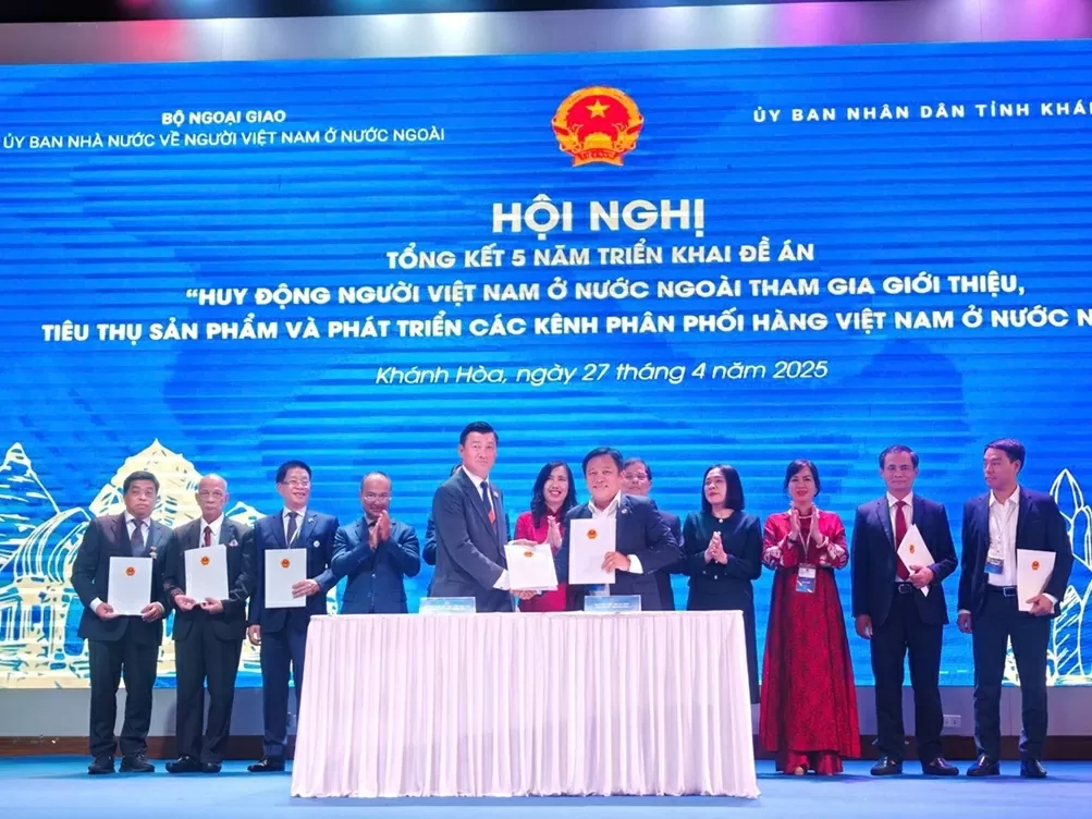 Tổng kết 5 năm triển khai Đề án “Huy động người Việt Nam ở nước ngoài tham gia giới thiệu, tiêu thụ sản phẩm và các kênh phân phối hàng Việt Tổng kết 5 năm triển khai Đề án “Huy động người Việt Nam ở nước ngoài tham gia giới thiệu, tiêu thụ sản phẩm và các kênh phân phối hàng Việt