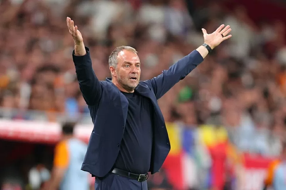 HLV Hansi Flick là 'vua' đấu trận chung kết HLV Hansi Flick là 'vua' đấu trận chung kết