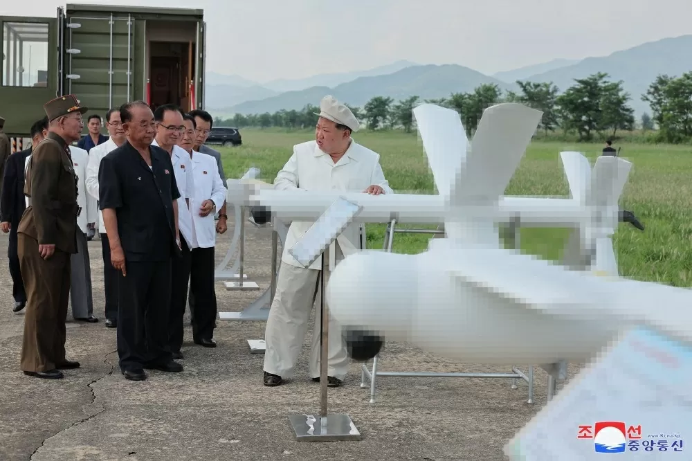 Nhà lãnh đạo Triều Tiên Nhà lãnh đạo Triều Tiên