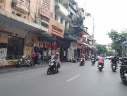 Dự báo thời tiết 10 ngày tới (27/4-7/5): Bắc Bộ, Bắc Trung Bộ đêm cục bộ mưa to đến rất to, trưa chiều trời nắng; Nam Bộ nắng nóng kéo dài