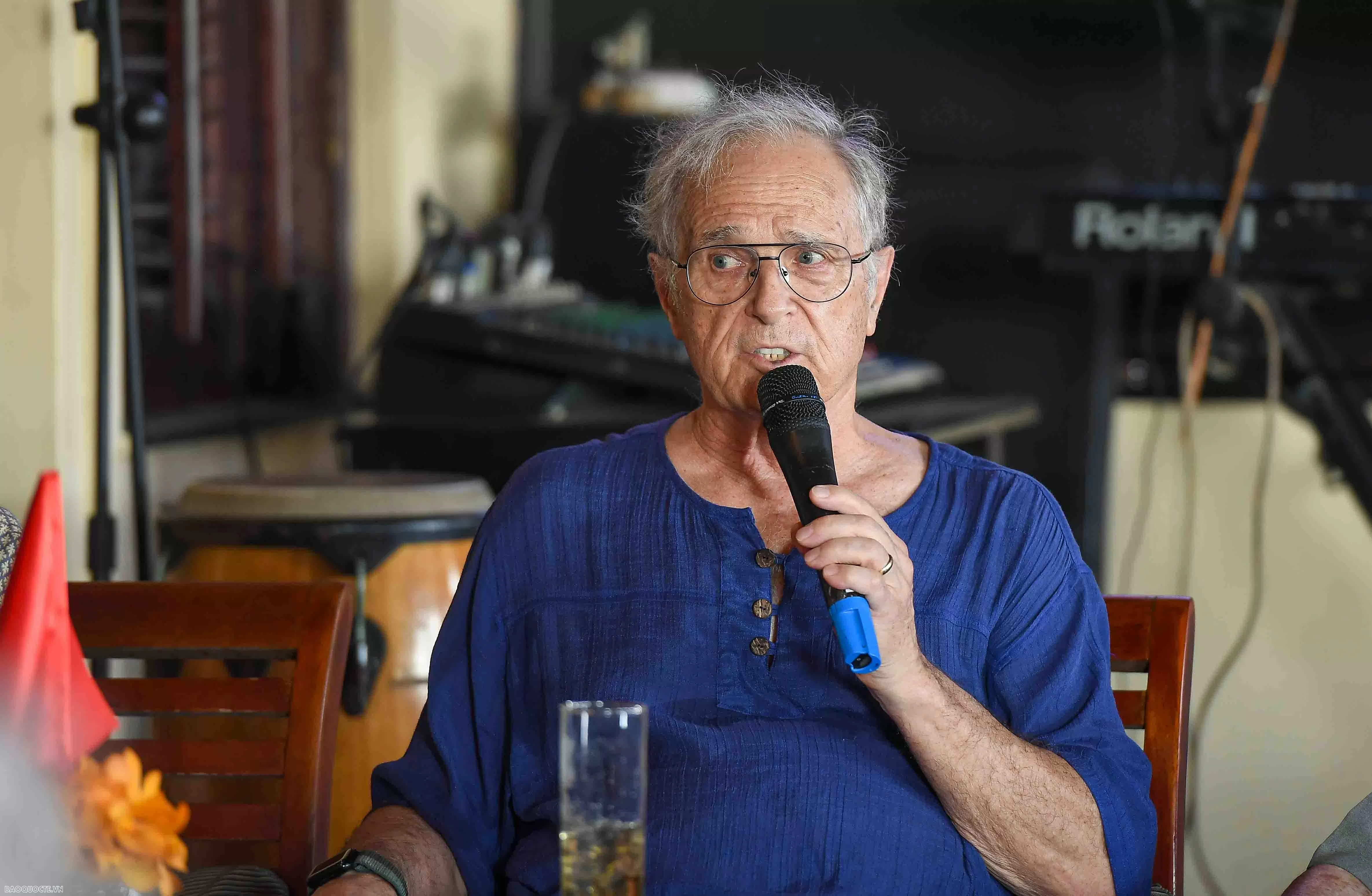 Cuộc gặp của ‘người Mỹ nói tiếng Việt, người Việt nói tiếng Mỹ’ nhưng chung tình yêu Việt Nam