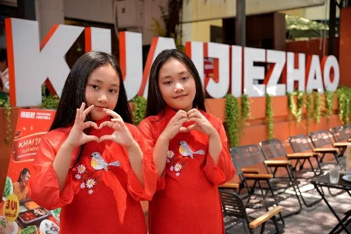 ‘Dưới ngọn cờ’ rực rỡ tinh thần tự hào dân tộc