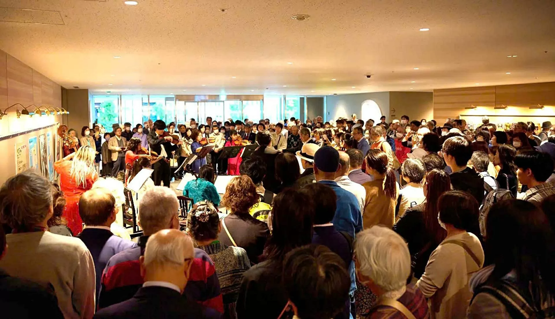 Hòa nhạc giao hưởng hữu nghị Việt Nam-Nhật Bản nhân dịp kỷ niệm 50 năm Ngày Giải phóng miền Nam, thống nhất đất nước