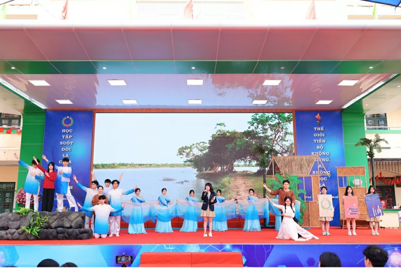 Tiểu phẩm giới thiệu tác phẩm Hà Nội tổ chức Diễn đàn học tập suốt đời, hướng tới gia nhập Mạng lưới Thành phố học tập toàn cầu của UNESCO