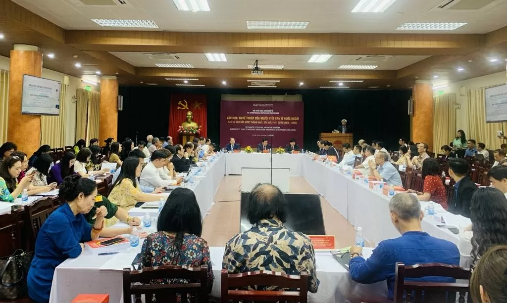 Kỳ vọng về bước phát triển mới trong lĩnh vực văn học, nghệ thuật của người Việt Nam ở nước ngoài