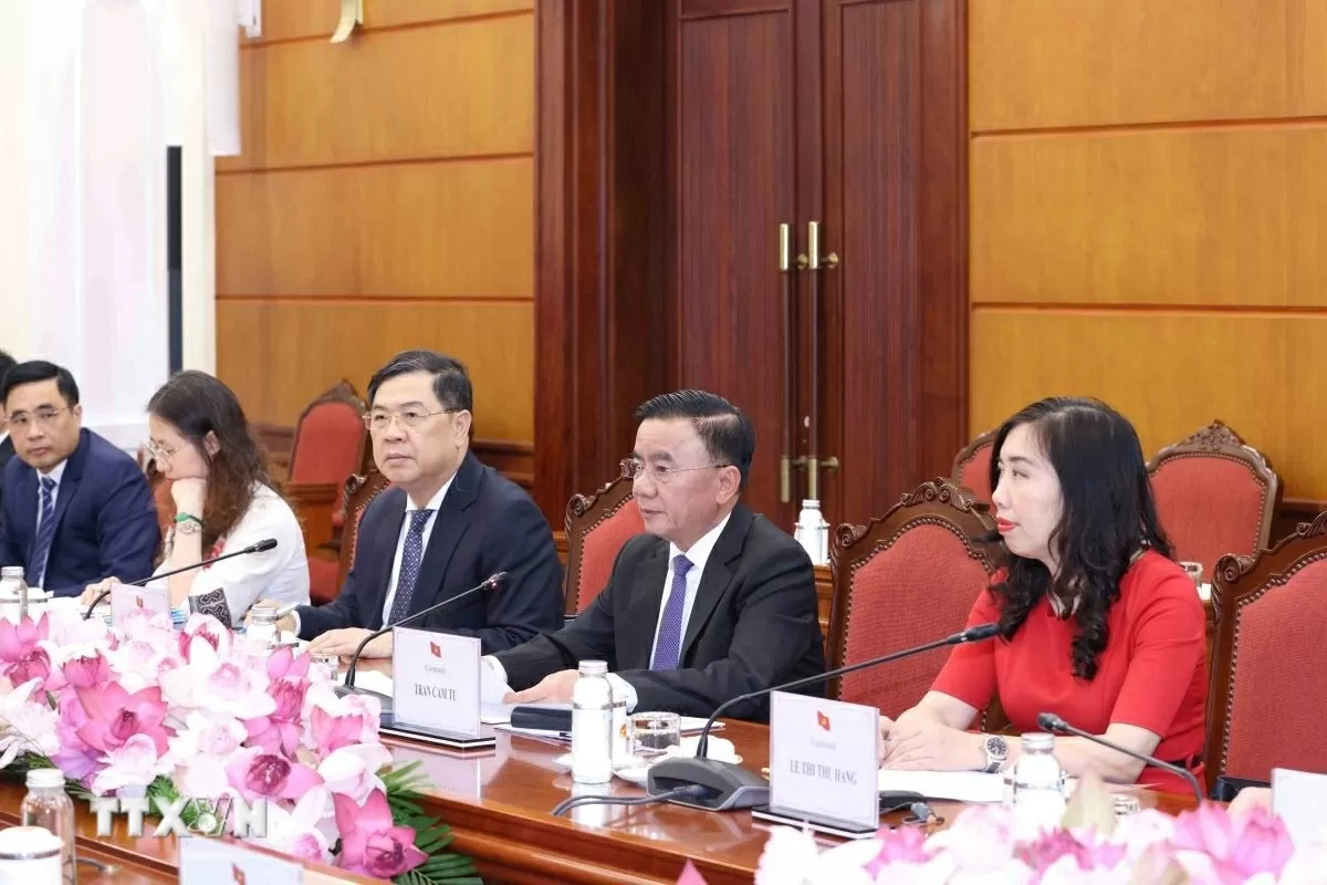 Thường trực Ban Bí thư Trần Cẩm Tú hội đàm với Tổng thư ký Đảng FRELIMO Chakil Aboobacar