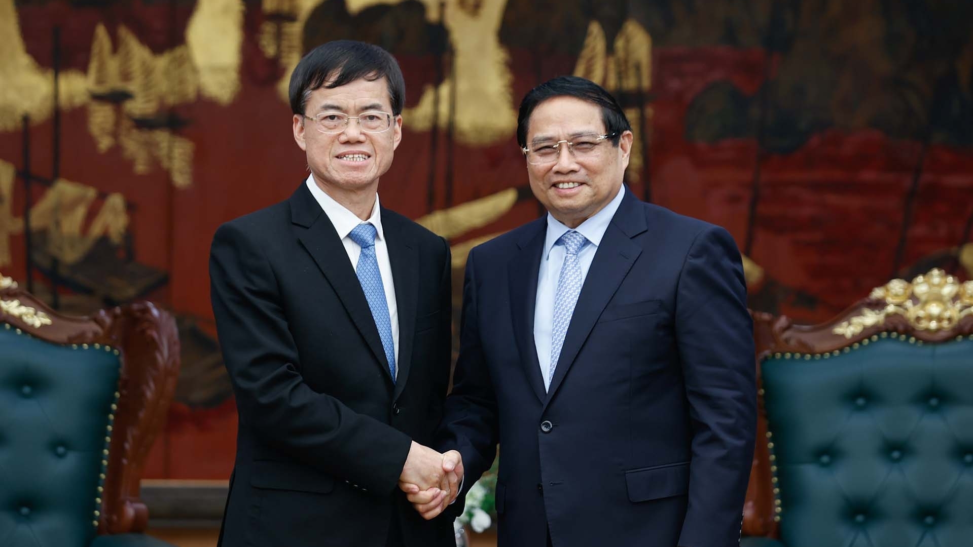 thu tuong pham minh chinh tiep bo truong bo cong tac ve quan nhan xuat ngu trung quoc