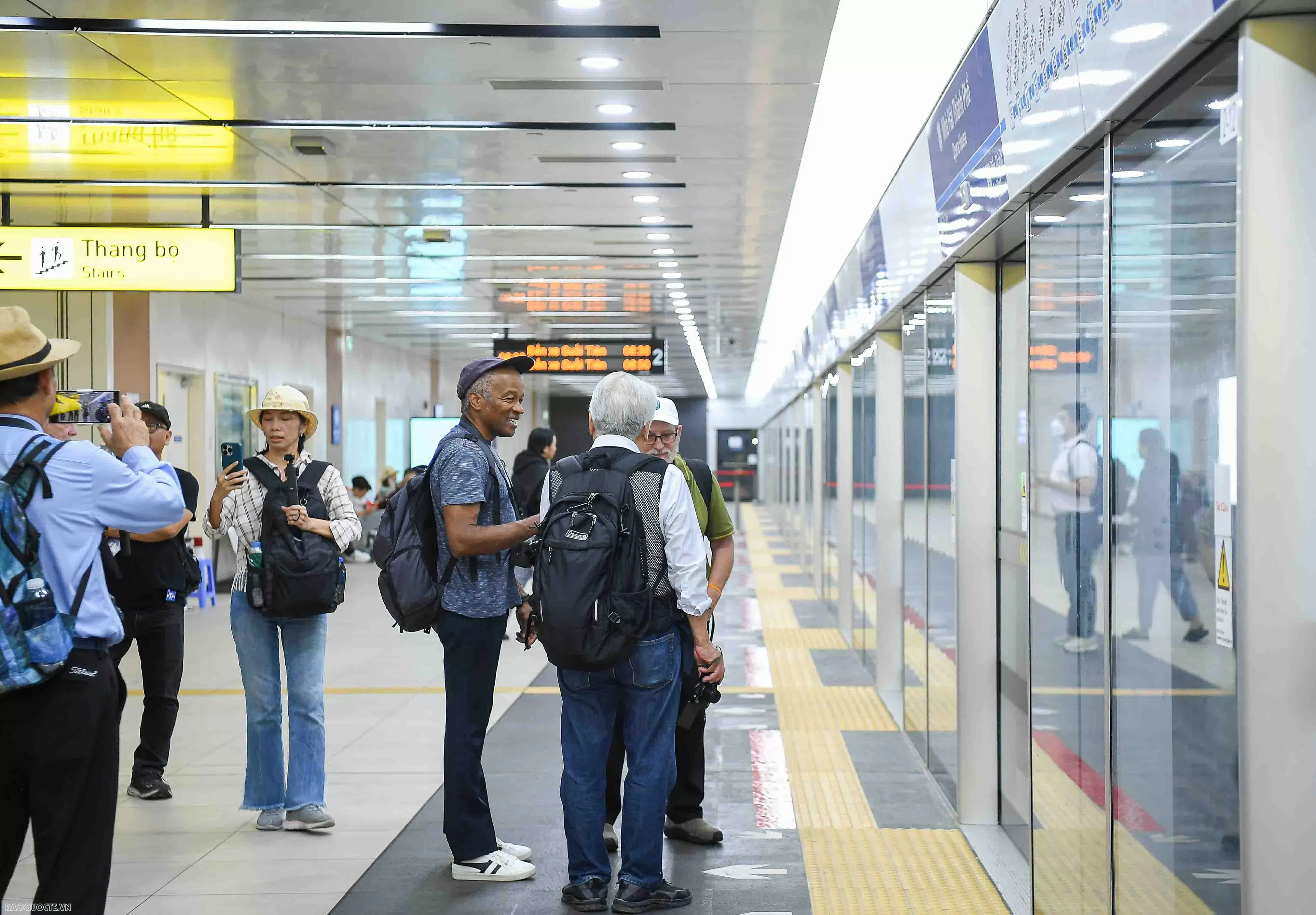 Phóng viên chiến trường: Trở lại để nuôi dưỡng sợi dây gắn kết với Việt Nam