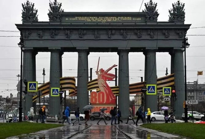 Nga hạ nhiều máy bay không người lái của Ukraine, tuyên bố ngừng bắn kỷ niệm Ngày Chiến thắng phát xít