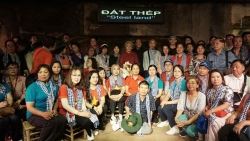 Kiều bào thăm và tặng quà tri ân tại huyện Củ Chi