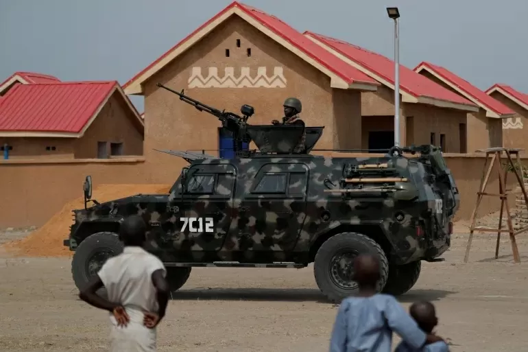Nổ bom tại Đông Bắc Nigeria, hàng chục người thiệt mạng Nổ bom tại Đông Bắc Nigeria, hàng chục người thiệt mạng