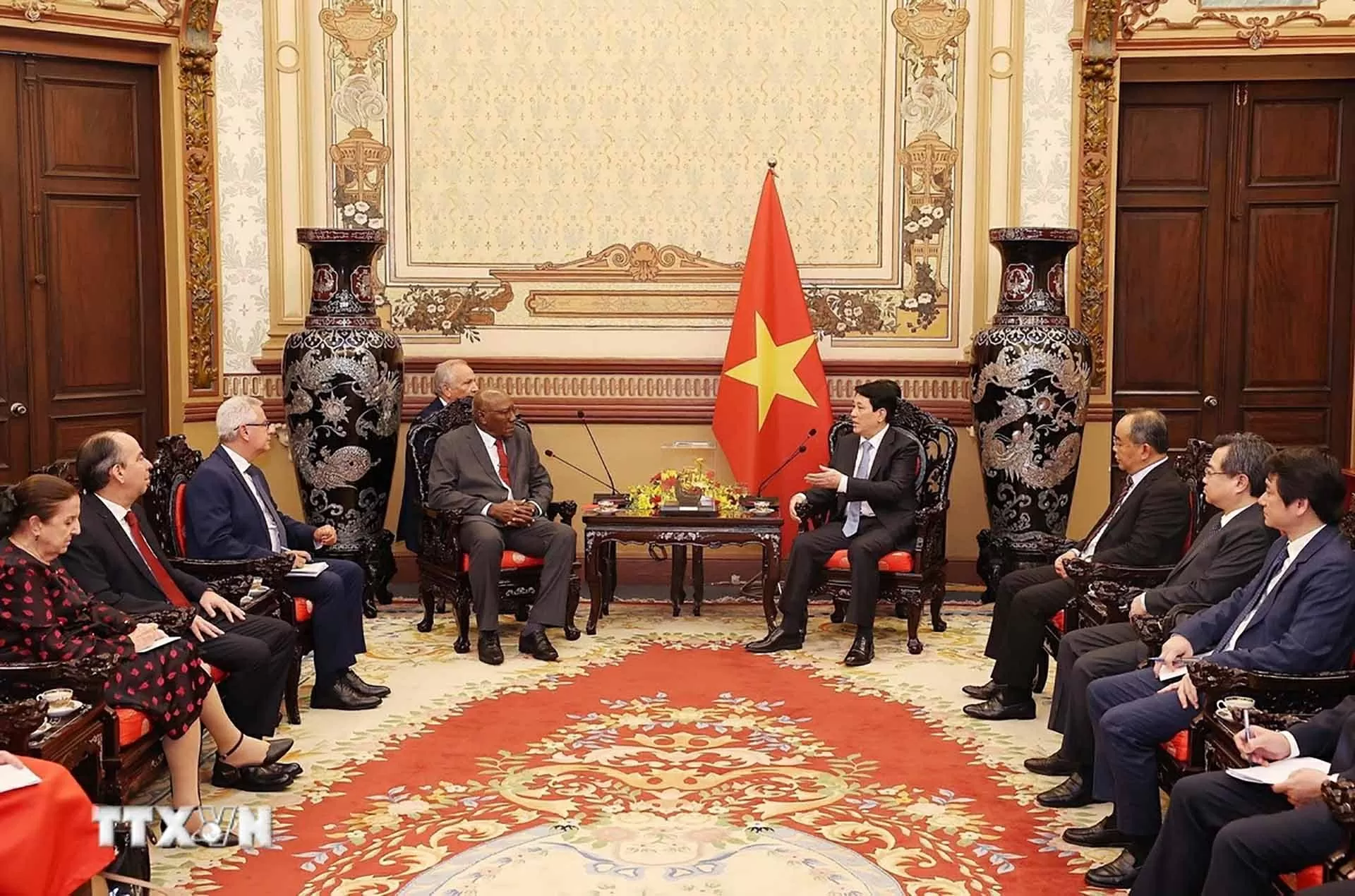 Chủ tịch nước Lương Cường tiếp Phó Chủ tịch nước Cuba Salvador Valdes Mesa