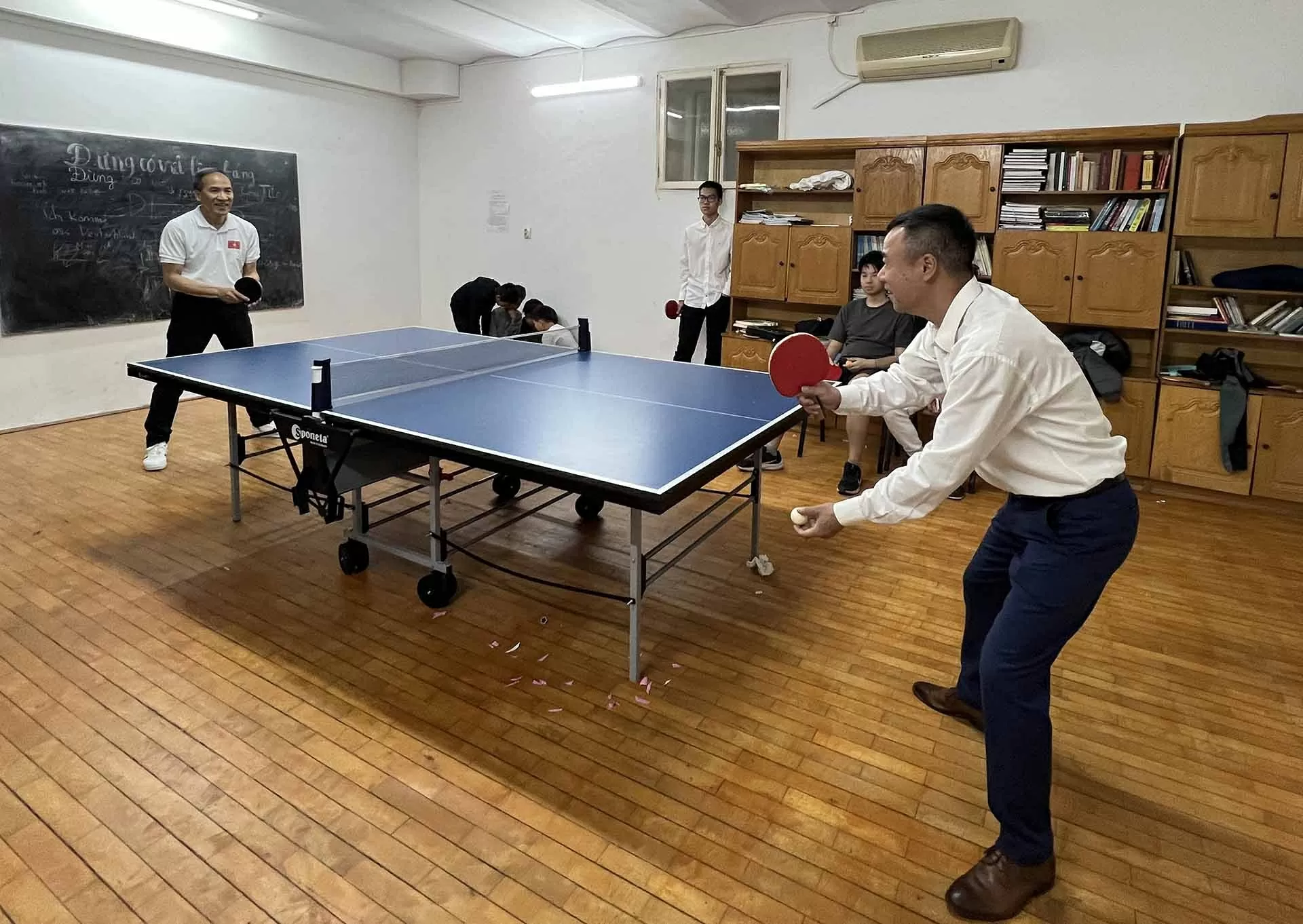 Kỷ niệm 50 năm Ngày Giải phóng miền Nam, thống nhất đất nước tại Romania