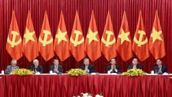 Tổng Bí thư tiếp Trưởng đoàn các chính đảng dự Lễ kỷ niệm 50 năm Ngày Giải phóng miền Nam, thống nhất đất nước