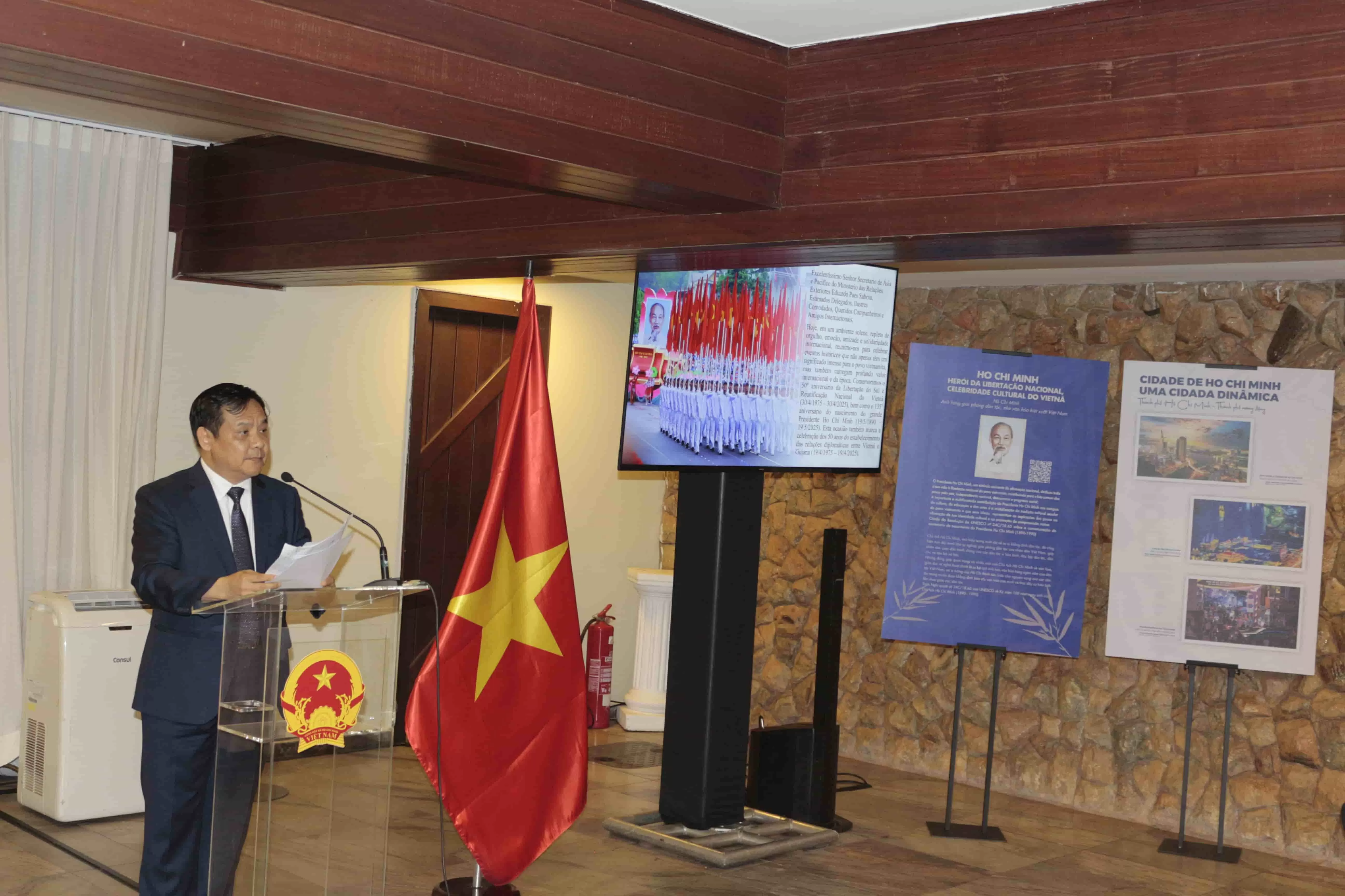 Kỷ niệm 50 năm Giải phóng miền Nam tại Brazil: Đại thắng Xuân 1975 là biểu tượng sáng ngời của lòng yêu chuộng hòa bình và chính nghĩa của nhân loại