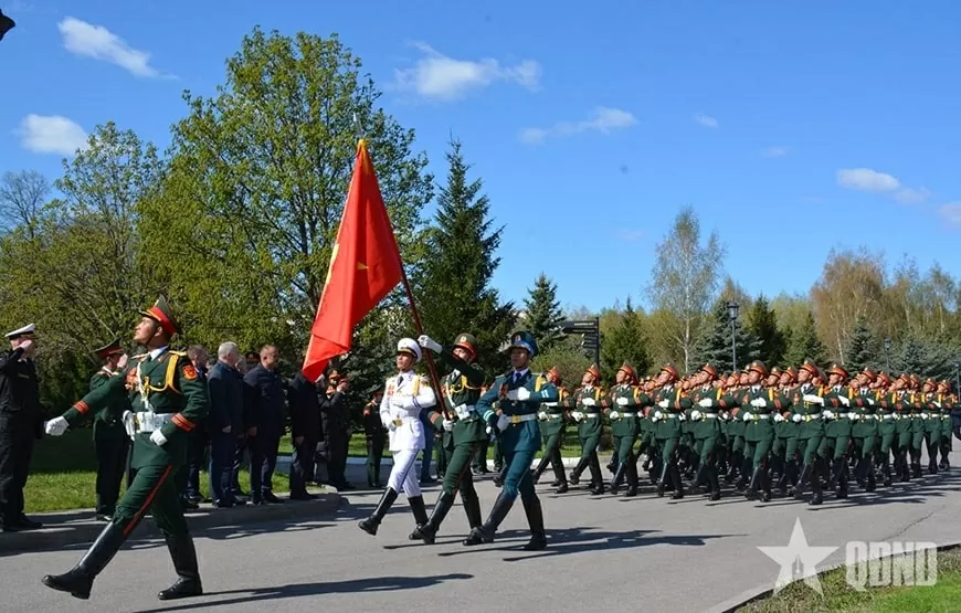 Đại sứ Việt Nam tại Nga thăm động viên Đoàn Quân đội nhân dân Việt Nam tham gia Lễ duyệt binh tại Quảng trường Đỏ