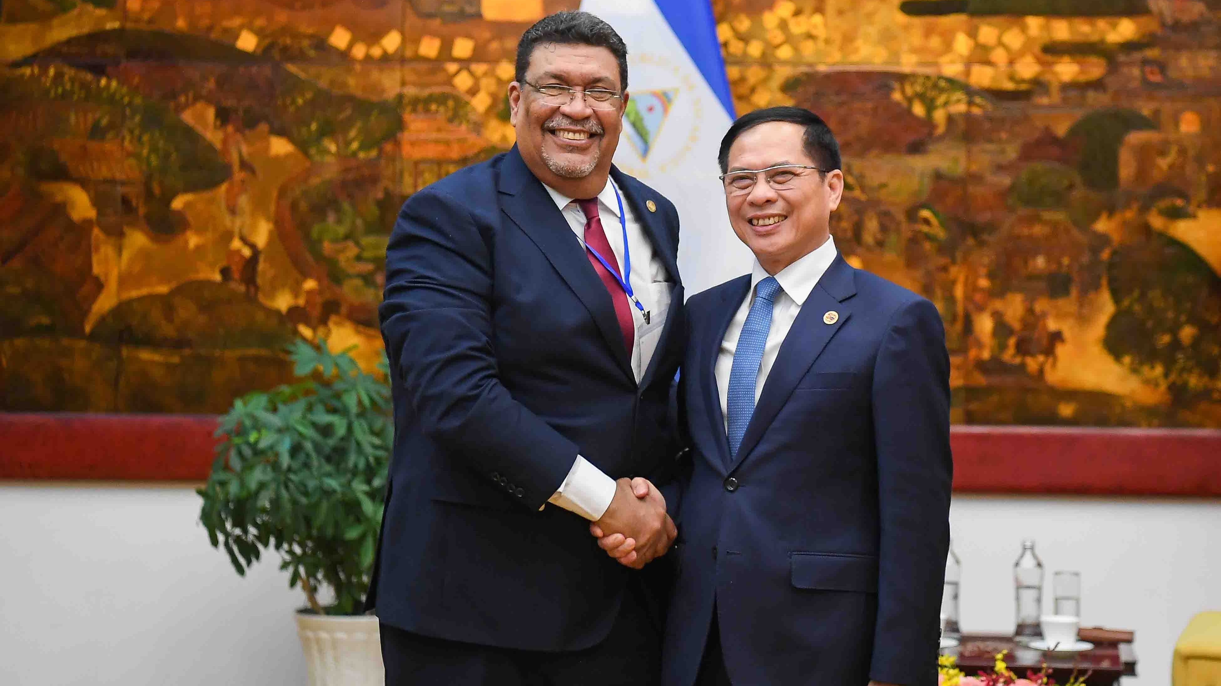 pho thu tuong bo truong ngoai giao bui thanh son tiep bo truong ngoai giao nicaragua