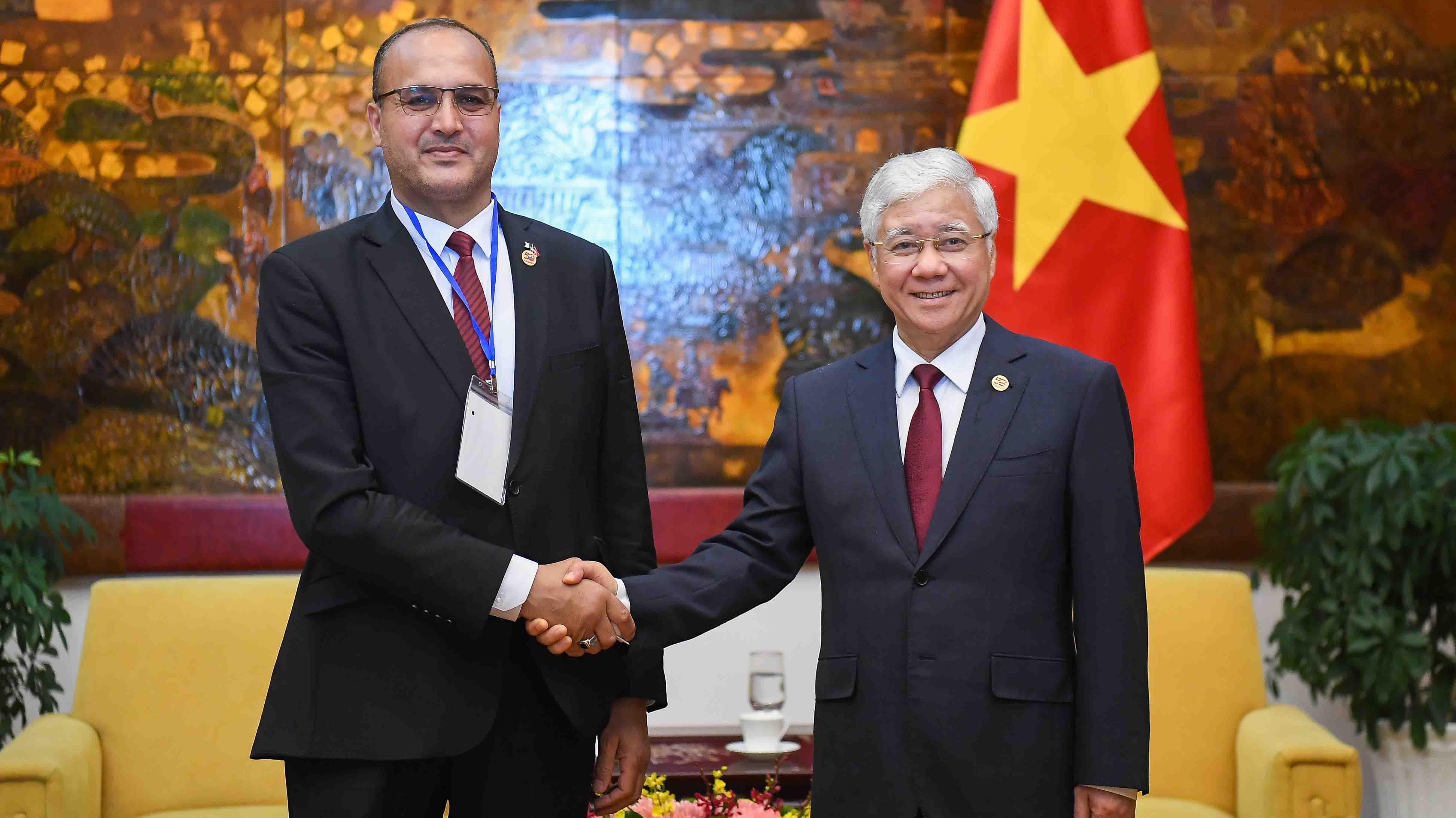 Chủ tịch Ủy ban Trung ương Mặt trận Tổ quốc Việt Nam tiếp đoàn Đảng Mặt trận Giải phóng Dân tộc (FLN) Algeria