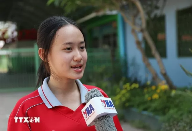 Giờ học đặc biệt tại Lào Giờ học đặc biệt kỷ niệm 30/4 tại ngôi trường song ngữ Việt-Lào