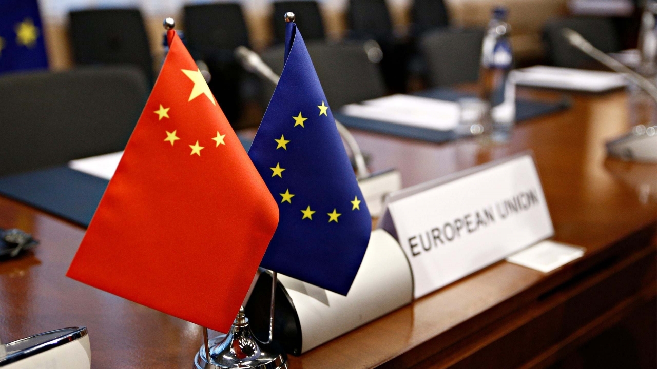 Trung Quốc 'xuống nước', dỡ lệnh trừng phạt các nghị sĩ EU
