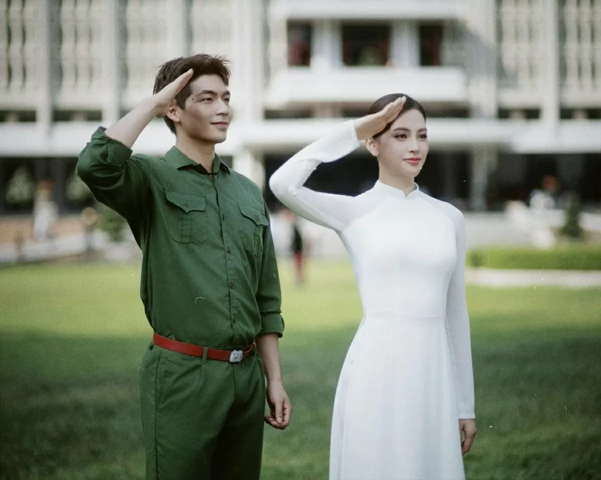 Ngắm bộ ảnh chào mừng Ngày 30/4 của cặp 'trai tài gái sắc' Trần Tiểu Vy - Quốc Anh