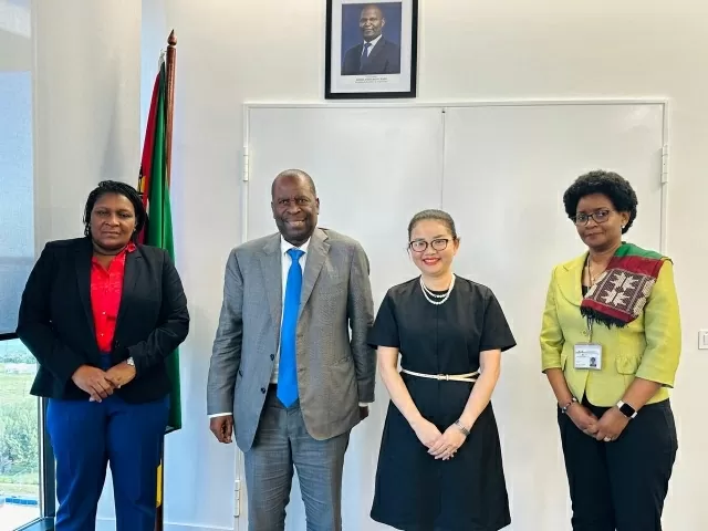 Thúc đẩy hợp tác giữa Việt Nam và Mozambique trong lĩnh vực Tài nguyên Khoáng sản và Năng lượng Thúc đẩy hợp tác giữa Việt Nam và Mozambique trong lĩnh vực Tài nguyên Khoáng sản và Năng lượng