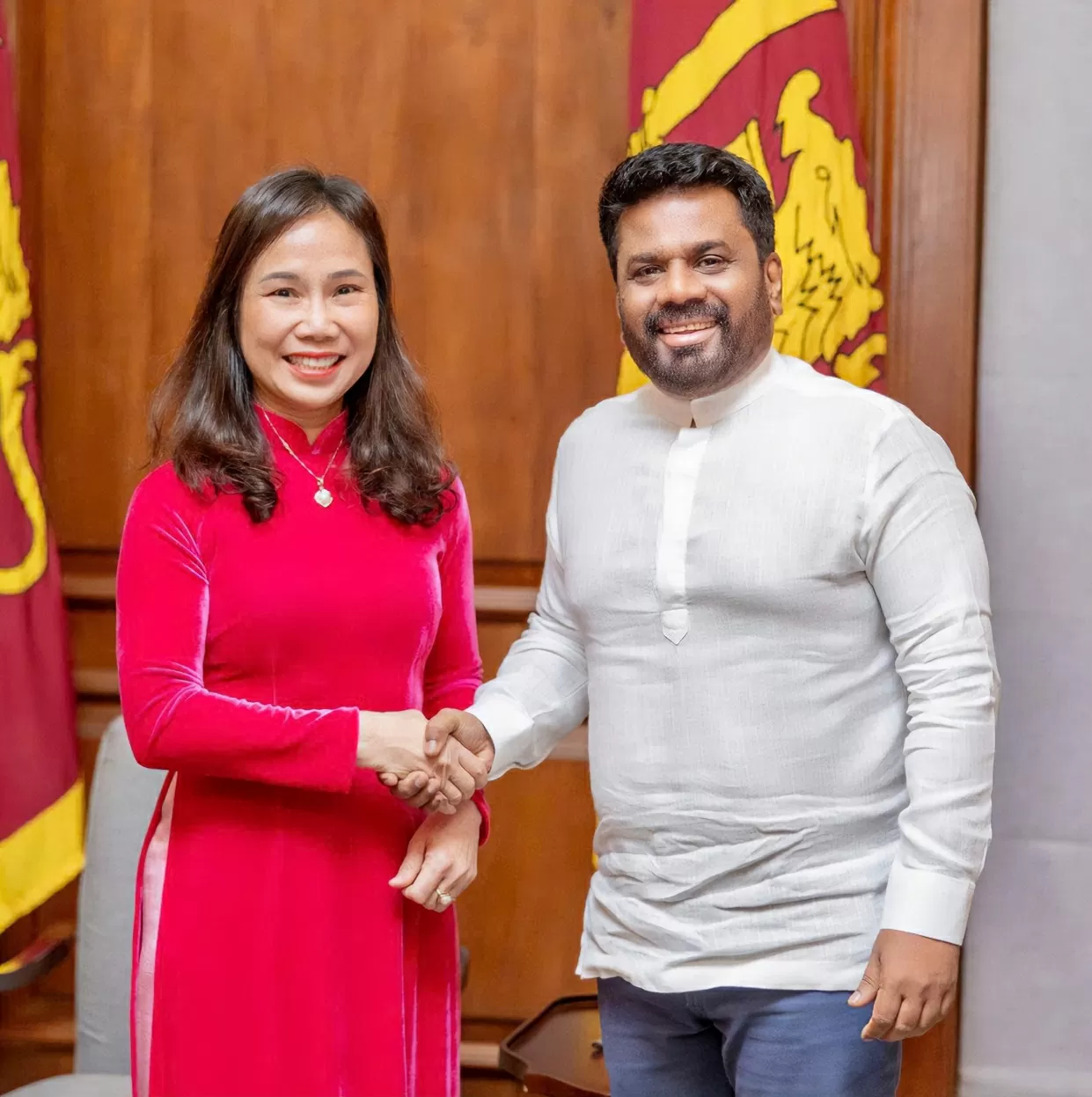 Đại sứ Trịnh Thị Tâm: Tổng thống Sri Lanka thăm Việt Nam giữa 'dấu mốc vàng' 55 năm quan hệ hữu nghị Đại sứ Trịnh Thị Tâm: Tổng thống Sri Lanka thăm Việt Nam giữa 'dấu mốc vàng' 55 năm quan hệ hữu nghị