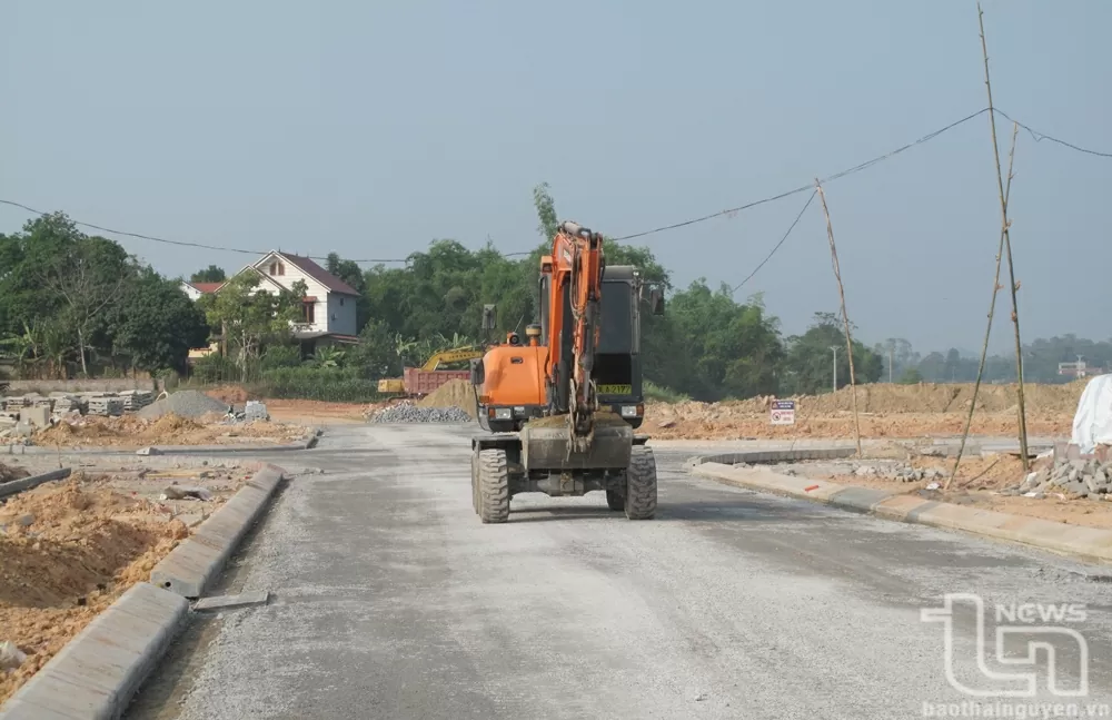 UBND huyện Phú Bình chỉ đạo đẩy nhanh tiến độ thi công khu tái định cư đường Vành đai V tạo thuận lợi cho nhân dân bị ảnh hưởng nhanh chóng an cư.