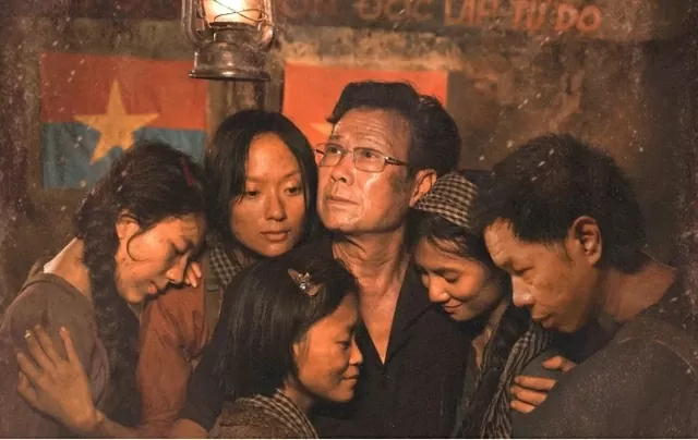 Phim 'Địa đạo: Mặt trời trong bóng tối': Thông điệp sâu sắc về lòng yêu nước Phim 'Địa đạo': Thông điệp sâu sắc về lòng yêu nước