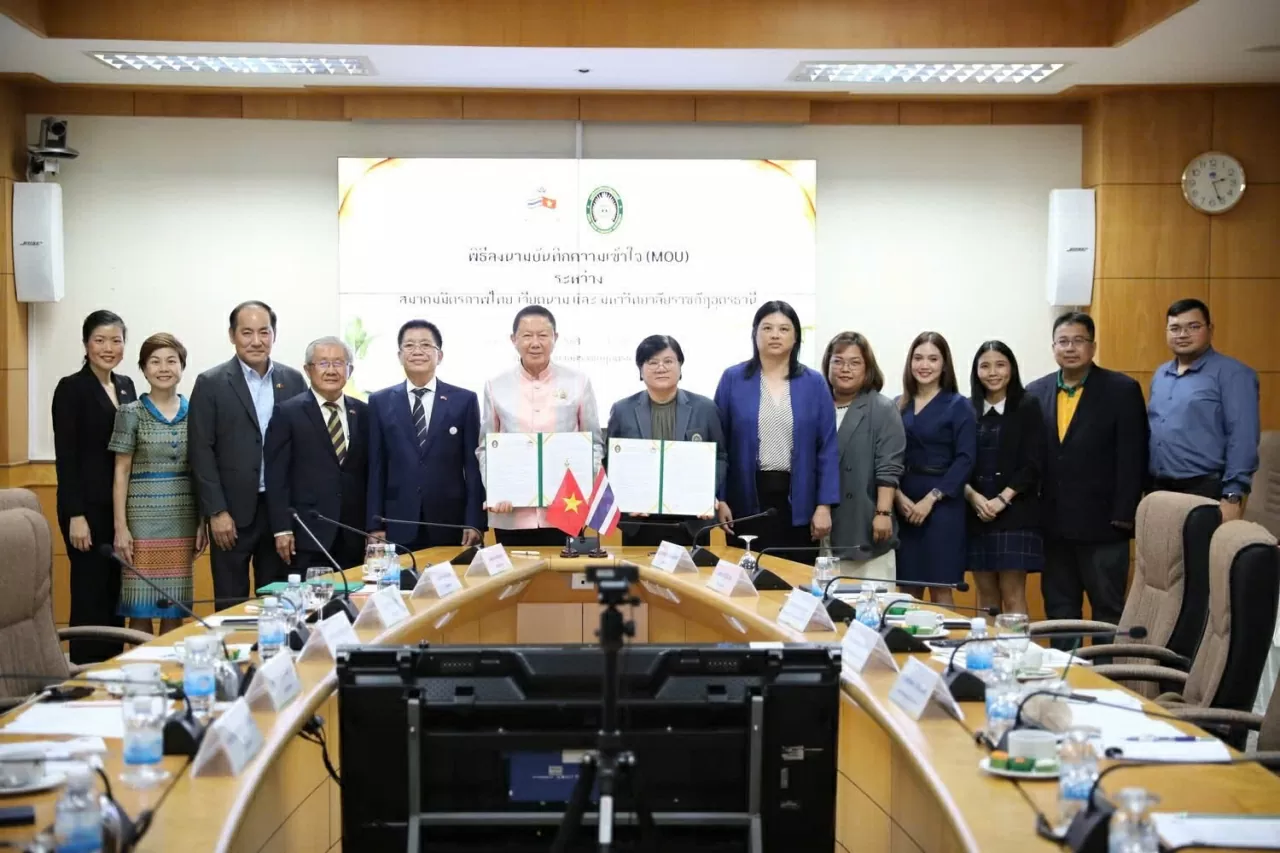 Lễ ký kết hợp tác với Hội hữu nghị Thái Lan - Việt Nam
