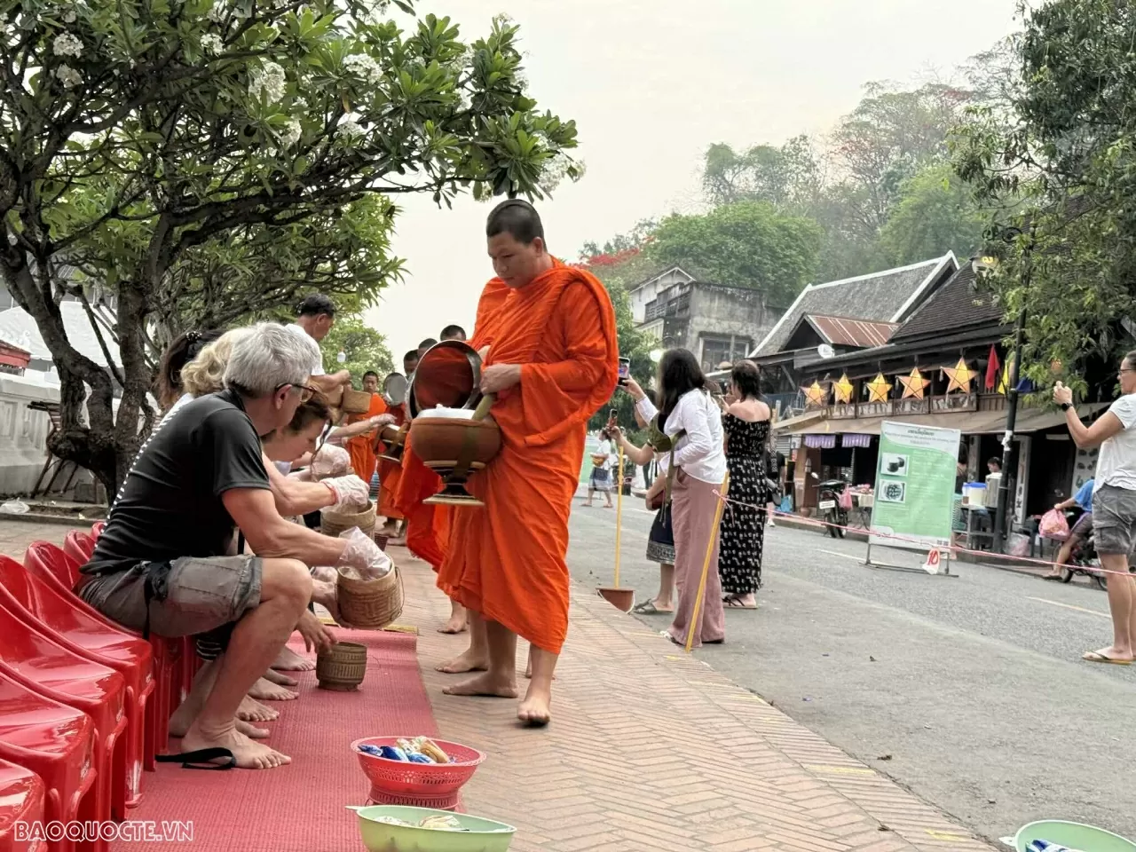 Lang thang ở Luang Prabang