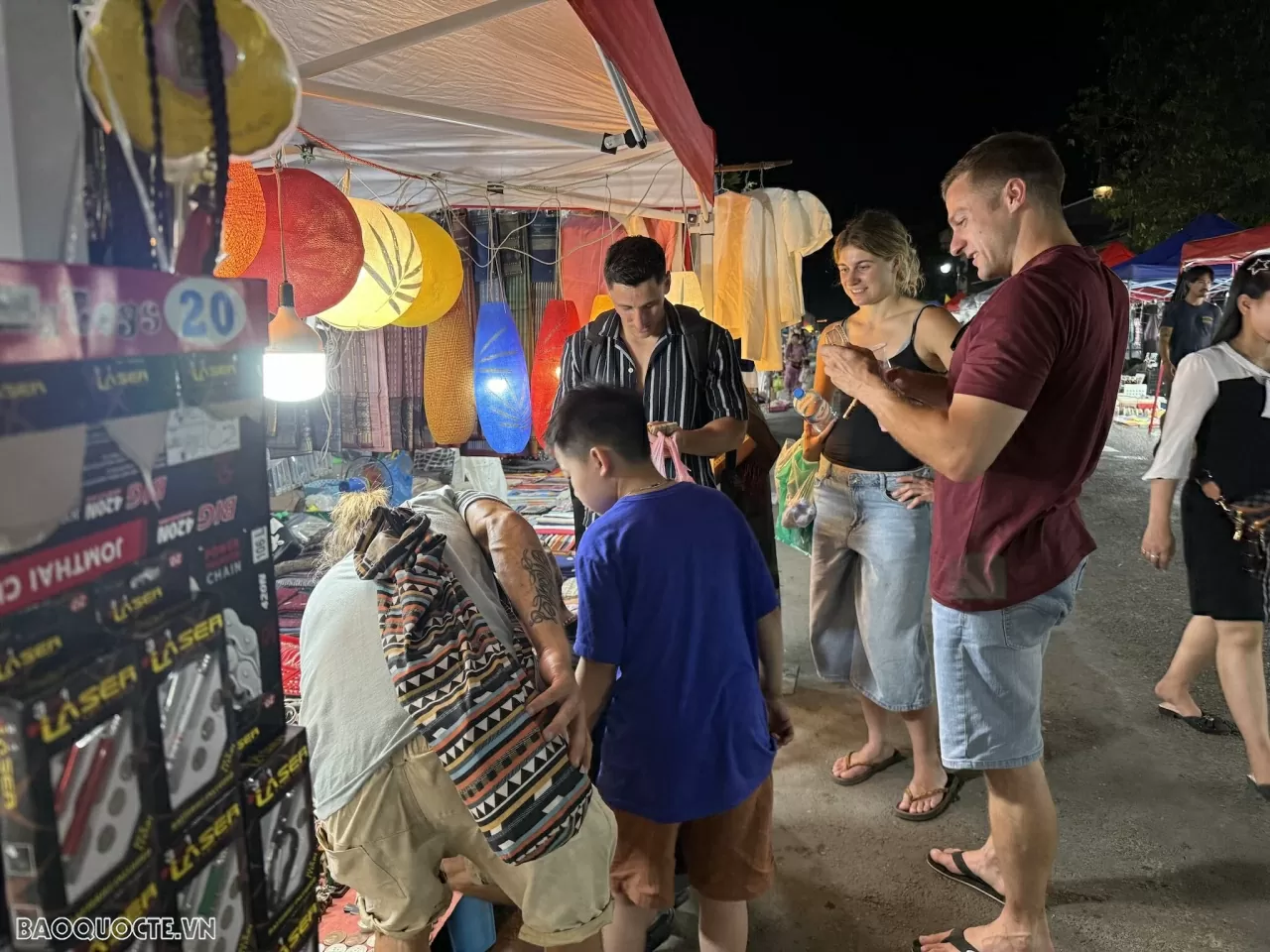 Lang thang ở Luang Prabang