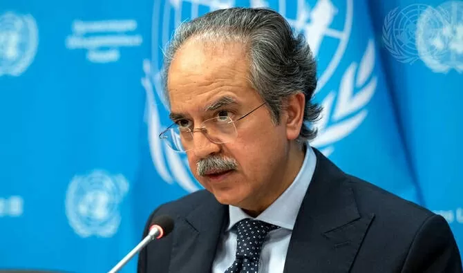 Đại sứ Pakistan tại Liên hợp quốc Asim Iftikhar Ahmad phát biểu tại họp báo tại trụ sở Liên hợp quốc ở New York ngày 2/5/2025. (Nguồn: UN) Đại sứ Pakistan tại Liên hợp quốc Asim Iftikhar Ahmad phát biểu tại họp báo tại trụ sở Liên hợp quốc ở New York ngày 2/5/2025. (Nguồn: UN)