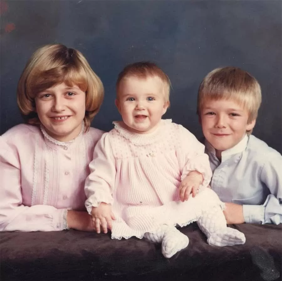 Becks khoe loạt ảnh ngày thơ ấu nhân dịp sinh nhật tuổi 50 Becks khoe loạt ảnh ngày thơ ấu nhân dịp sinh nhật tuổi 50