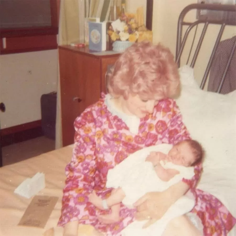 Becks khoe loạt ảnh ngày thơ ấu nhân dịp sinh nhật tuổi 50 Becks khoe loạt ảnh ngày thơ ấu nhân dịp sinh nhật tuổi 50