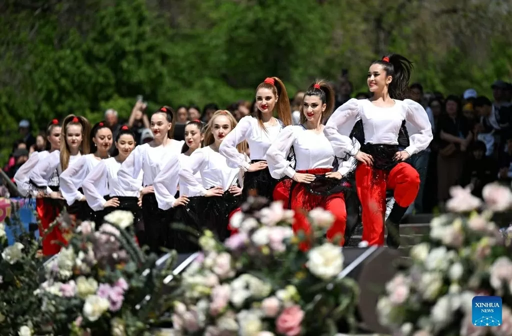 Kazakhstan kỷ niệm Ngày đoàn kết dân tộc: Một quốc gia, nhiều nền văn hóa Kazakhstan kỷ niệm Ngày đoàn kết dân tộc: Một quốc gia, nhiều nền văn hóa