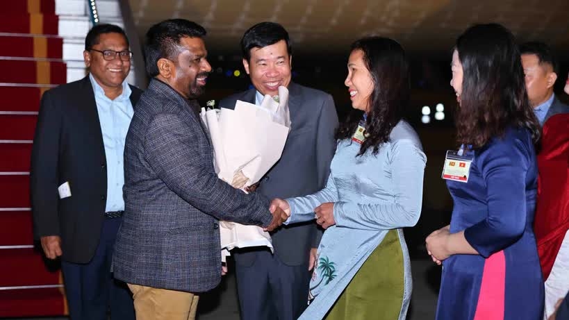 Tổng thống Sri Lanka bắt đầu chuyến thăm cấp Nhà nước tới Việt Nam đầu tiên sau 16 năm