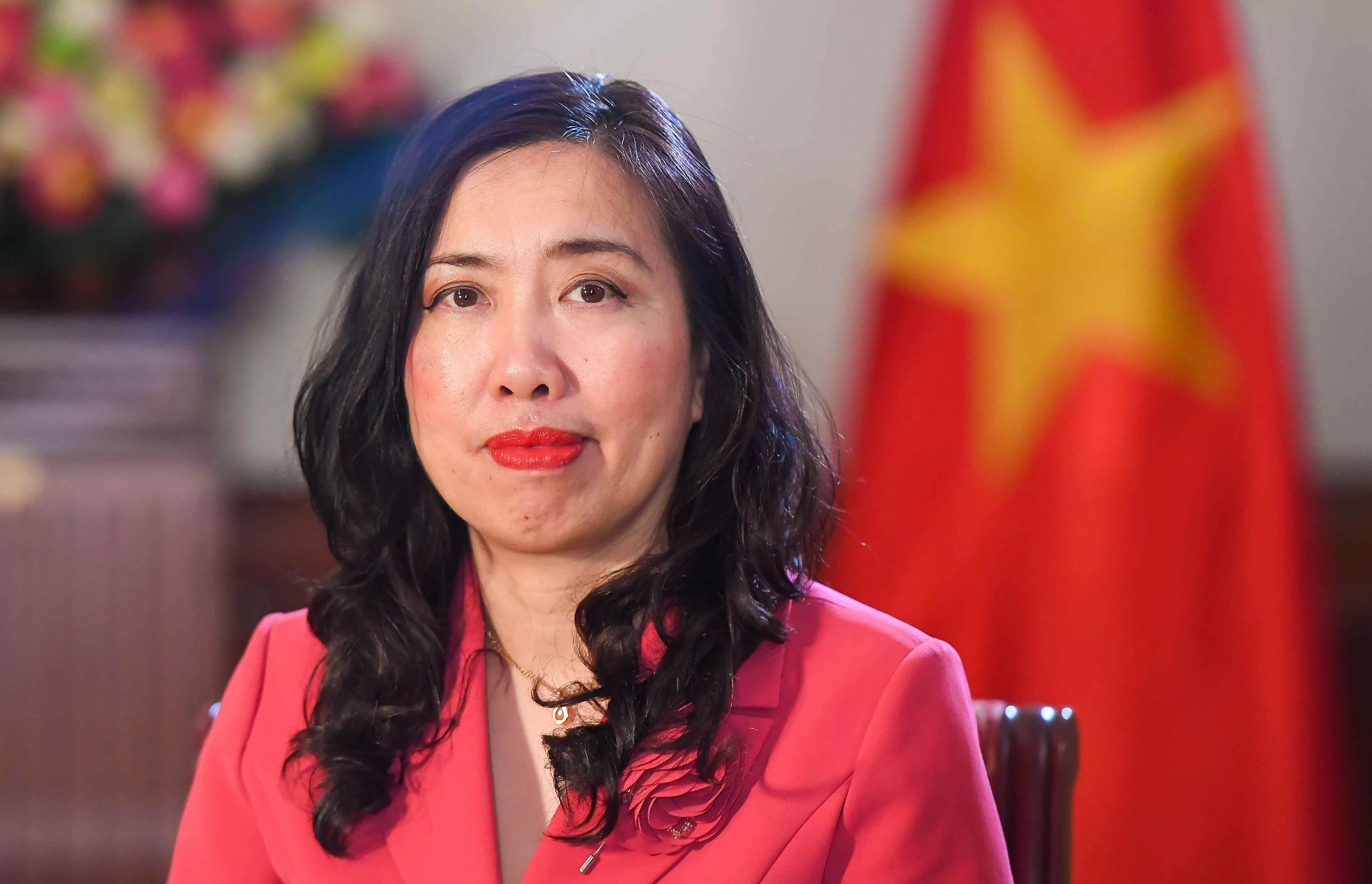 Thứ tươngr ngoại giao trl phỏng vấn